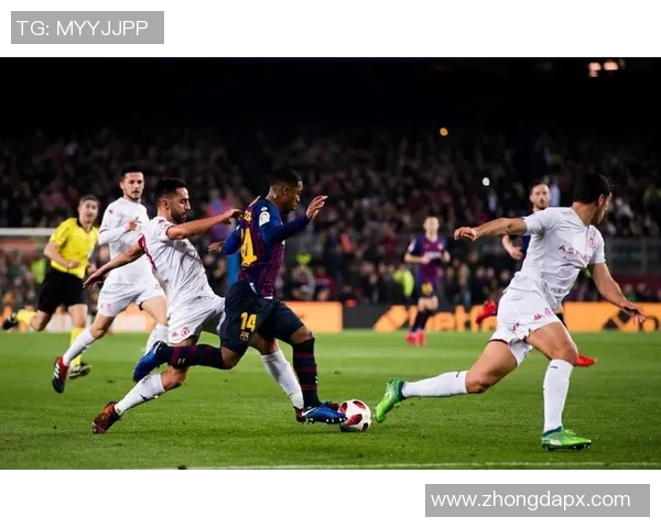 恒大与巴萨激战落幕赛后分析两队表现与未来展望